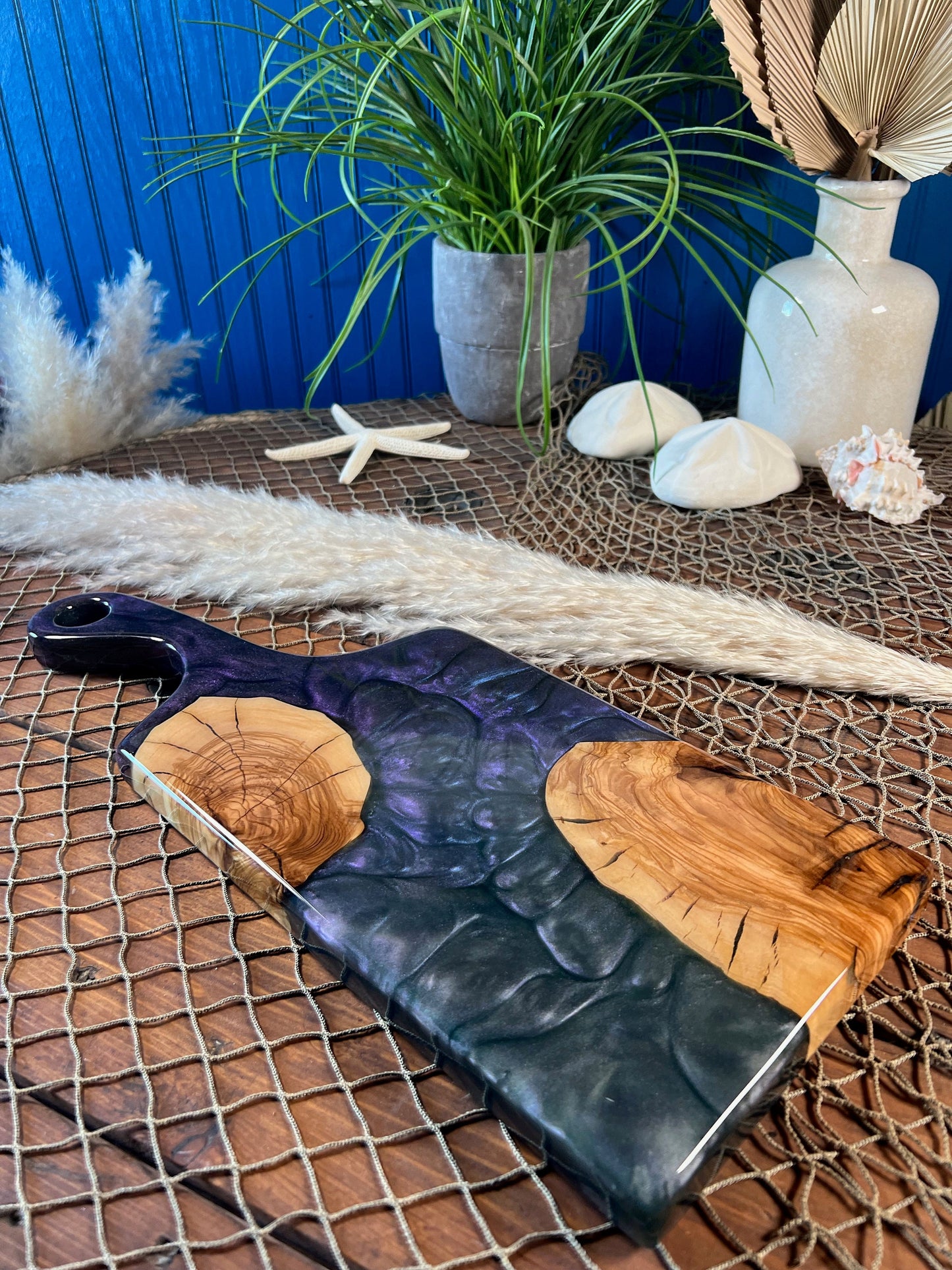 Olive wood, Flare Handle Charcuterie Board, Serving Board