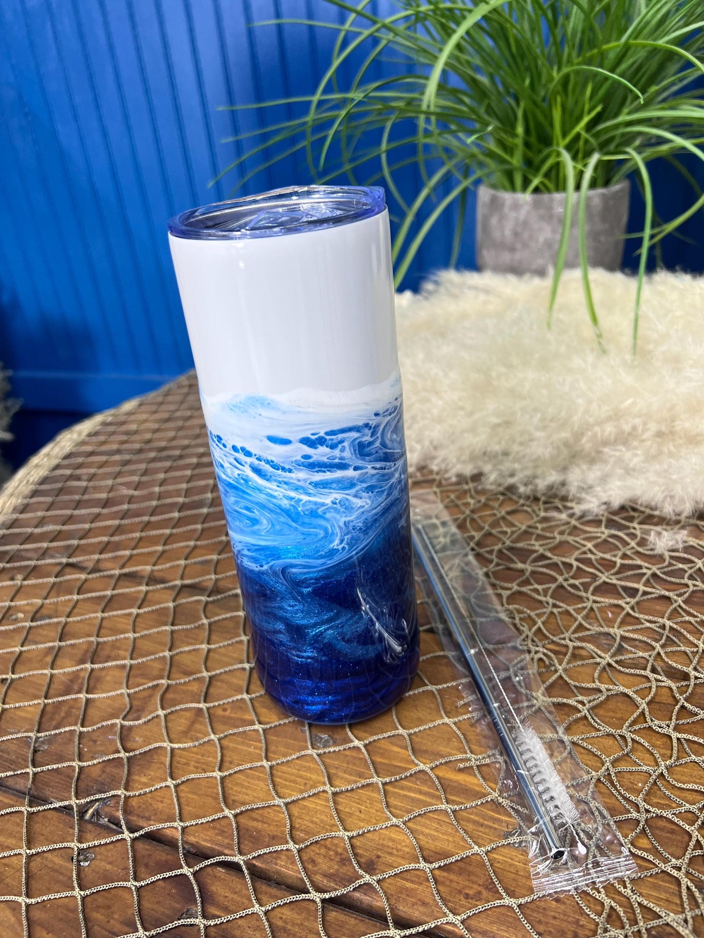Ocean Waves 20 oz Insulated Drink Tumbler | Coastal Decor
