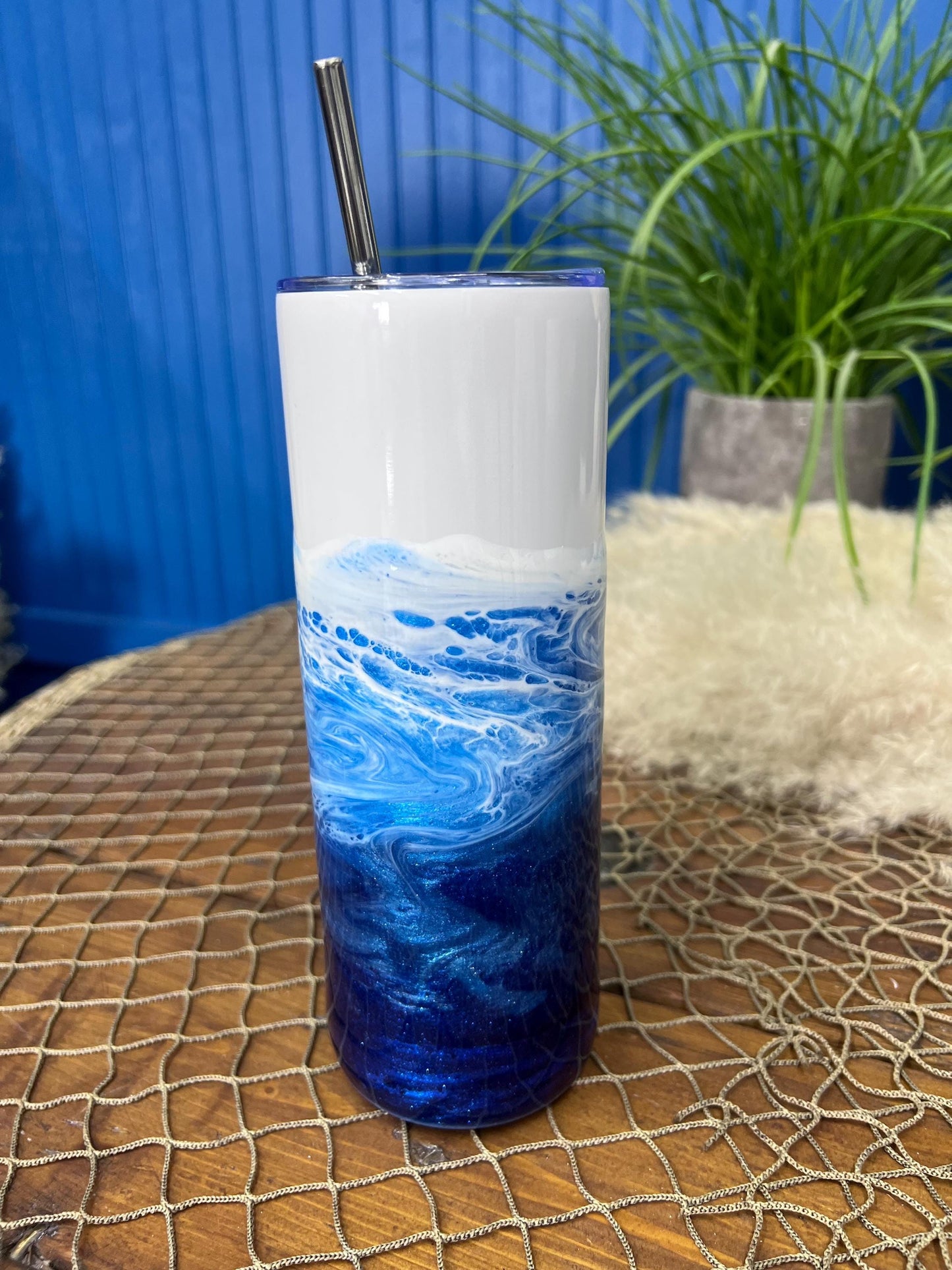 Ocean Waves 20 oz Insulated Drink Tumbler | Coastal Decor