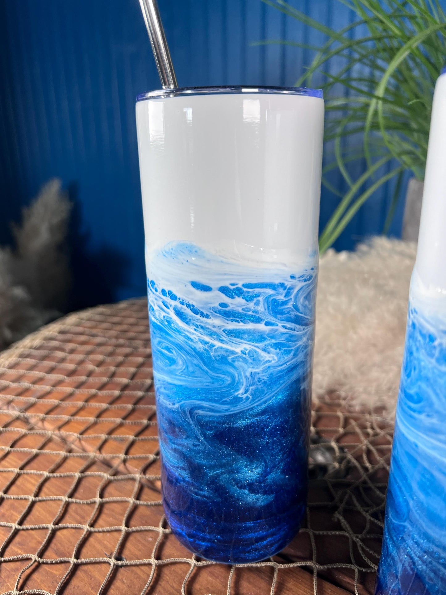 Ocean Waves 20 oz Insulated Drink Tumbler | Coastal Decor