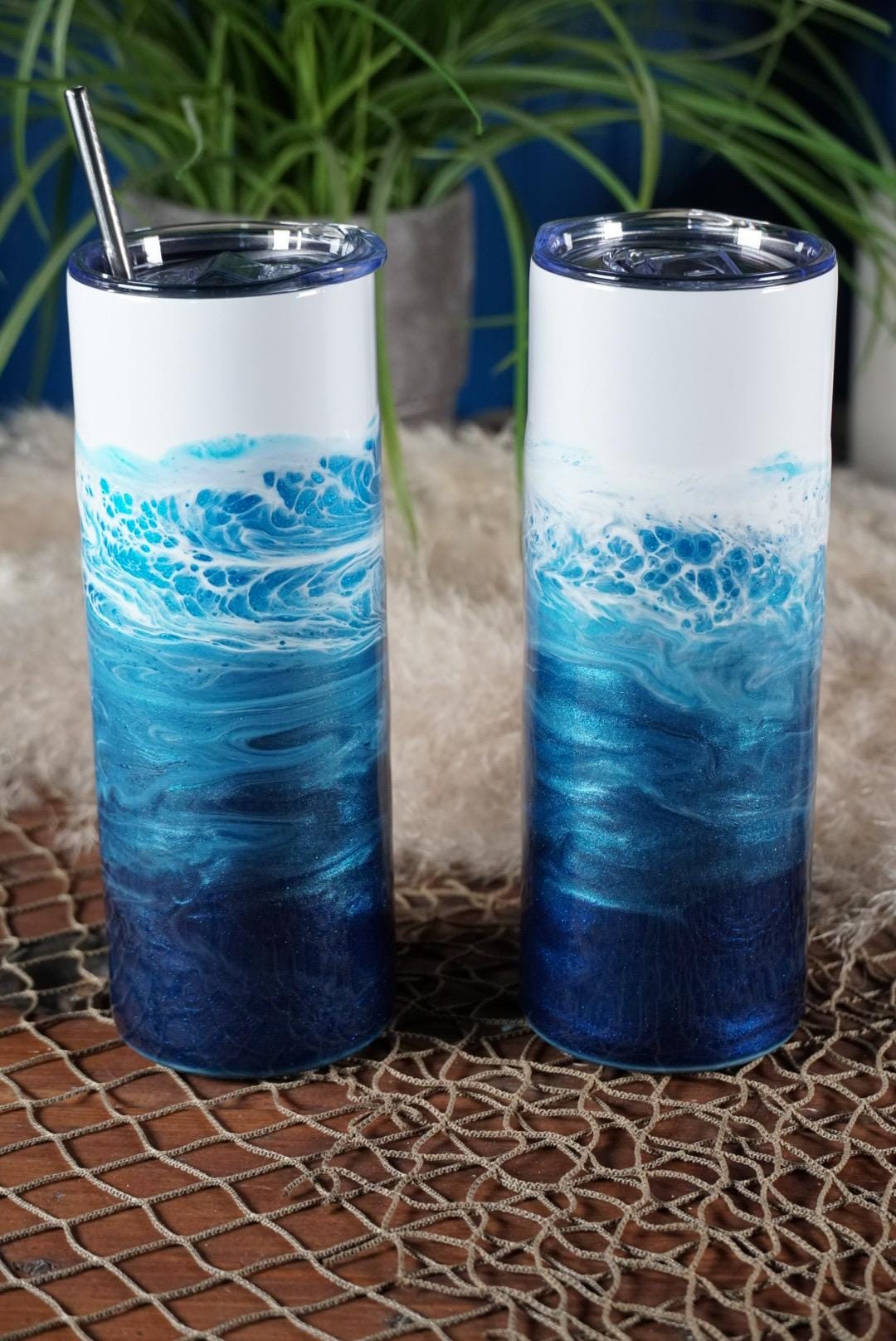 Ocean Waves 20 oz Insulated Drink Tumbler | Coastal Decor