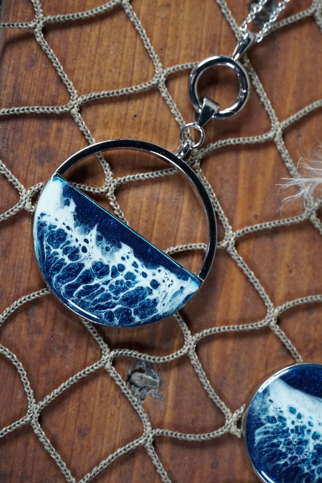 Ocean Waves Circle Necklace
