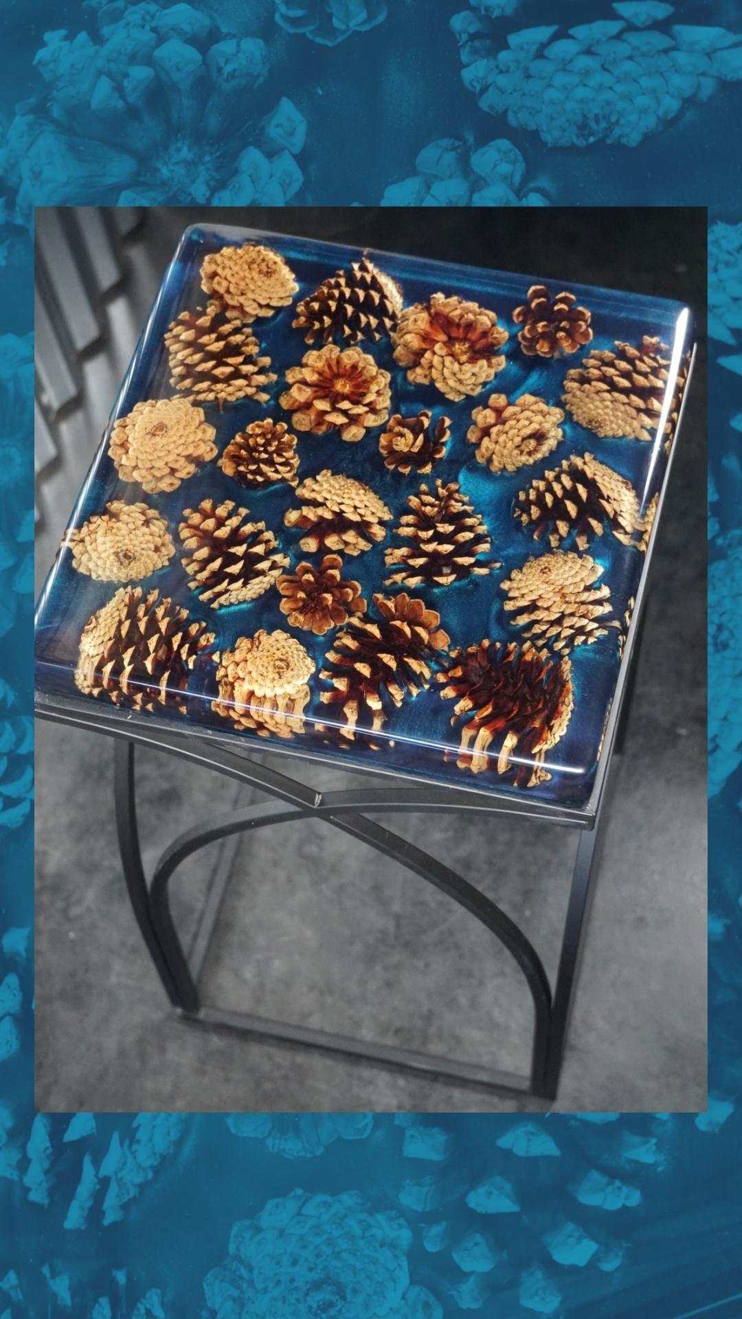 PINECONE EMERALD Epoxy Resin Table with Pinecones | Side Table | End Table | Accent Table