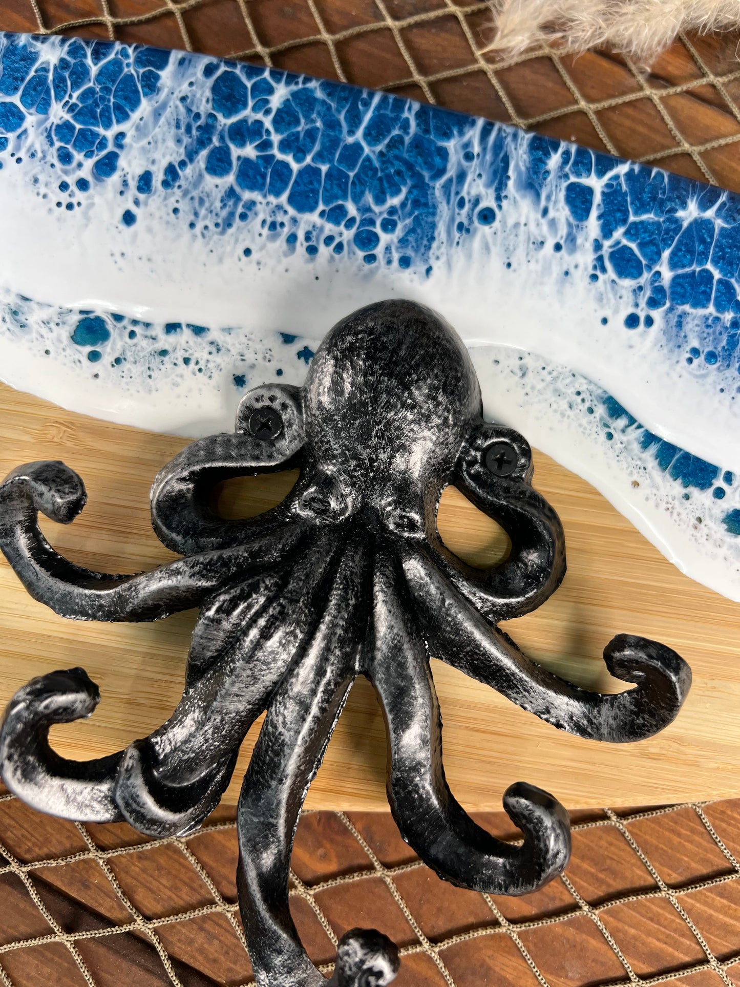 Ocean Waves Resin Surfboard hanger with octopuses