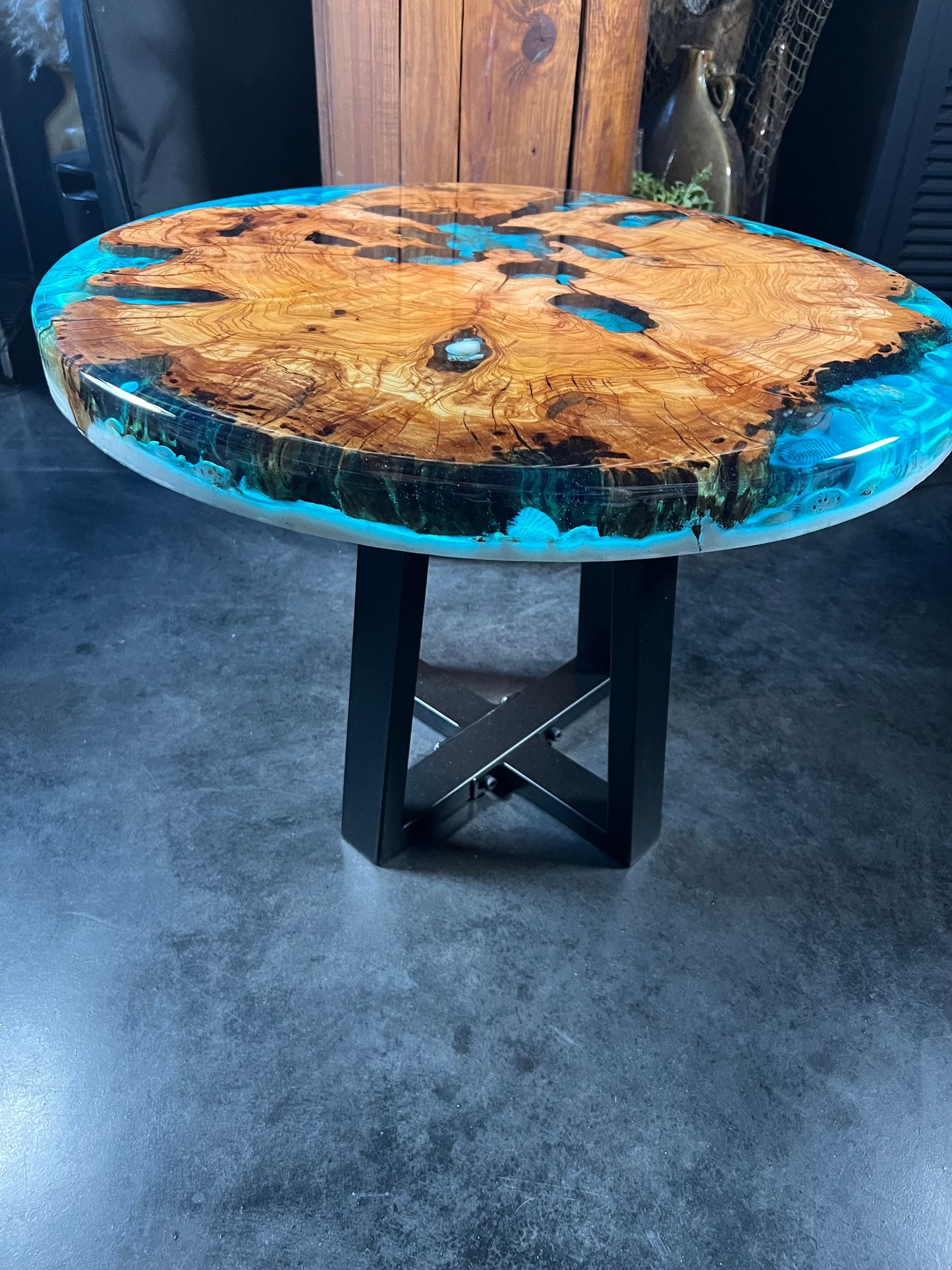 Ocean view Sea shell, Blue, Olive Wood Round Table, coffee table, accent table
