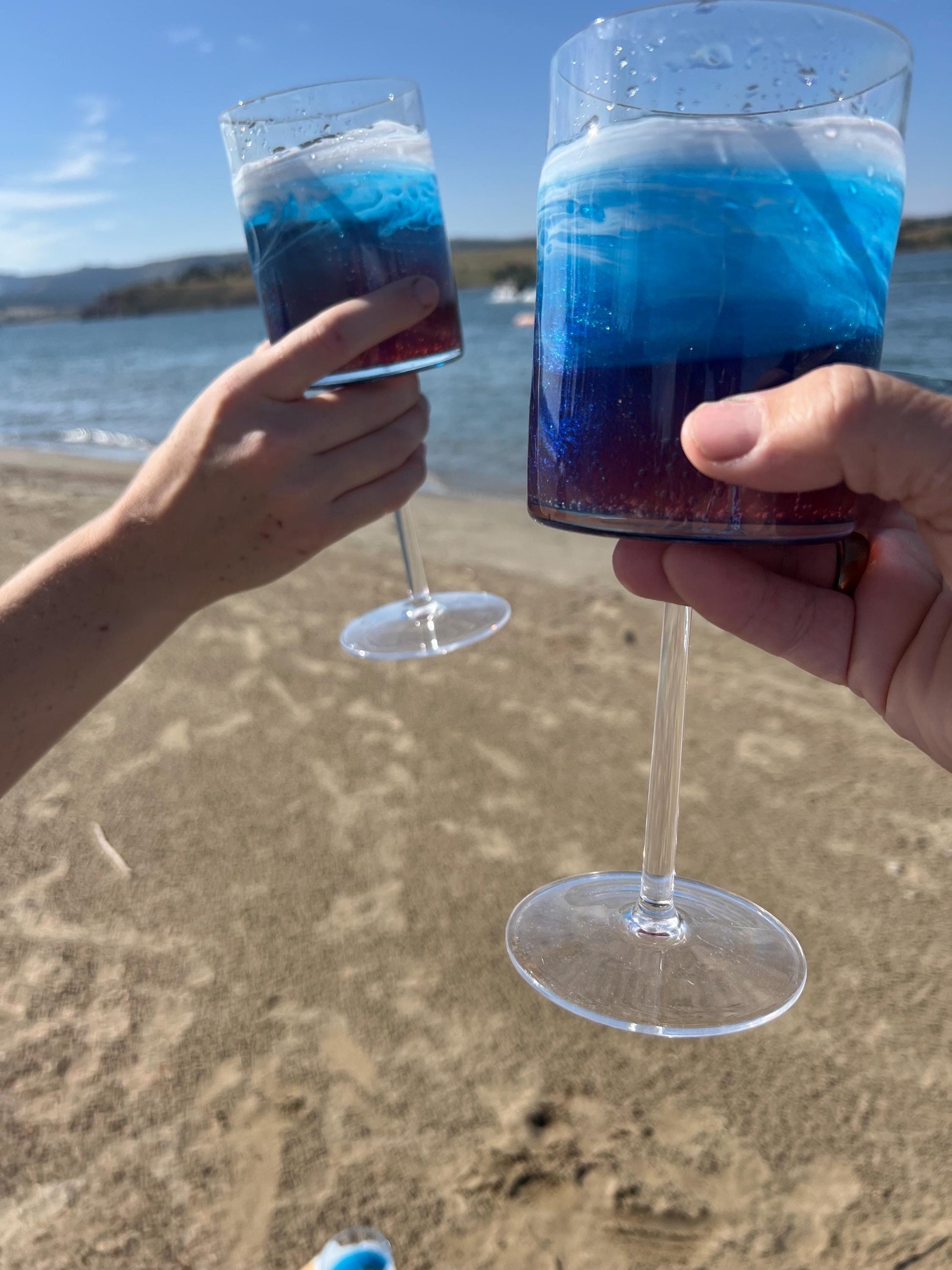 Blue with Ocean Waves 14 oz Acrylic Beverage Glasses | Wine Glasses