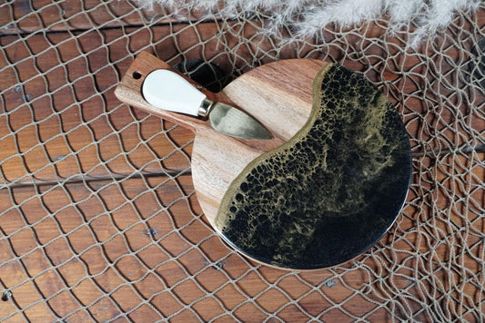 Black with Gold Waves Round Charcuterie board | Serving Tray