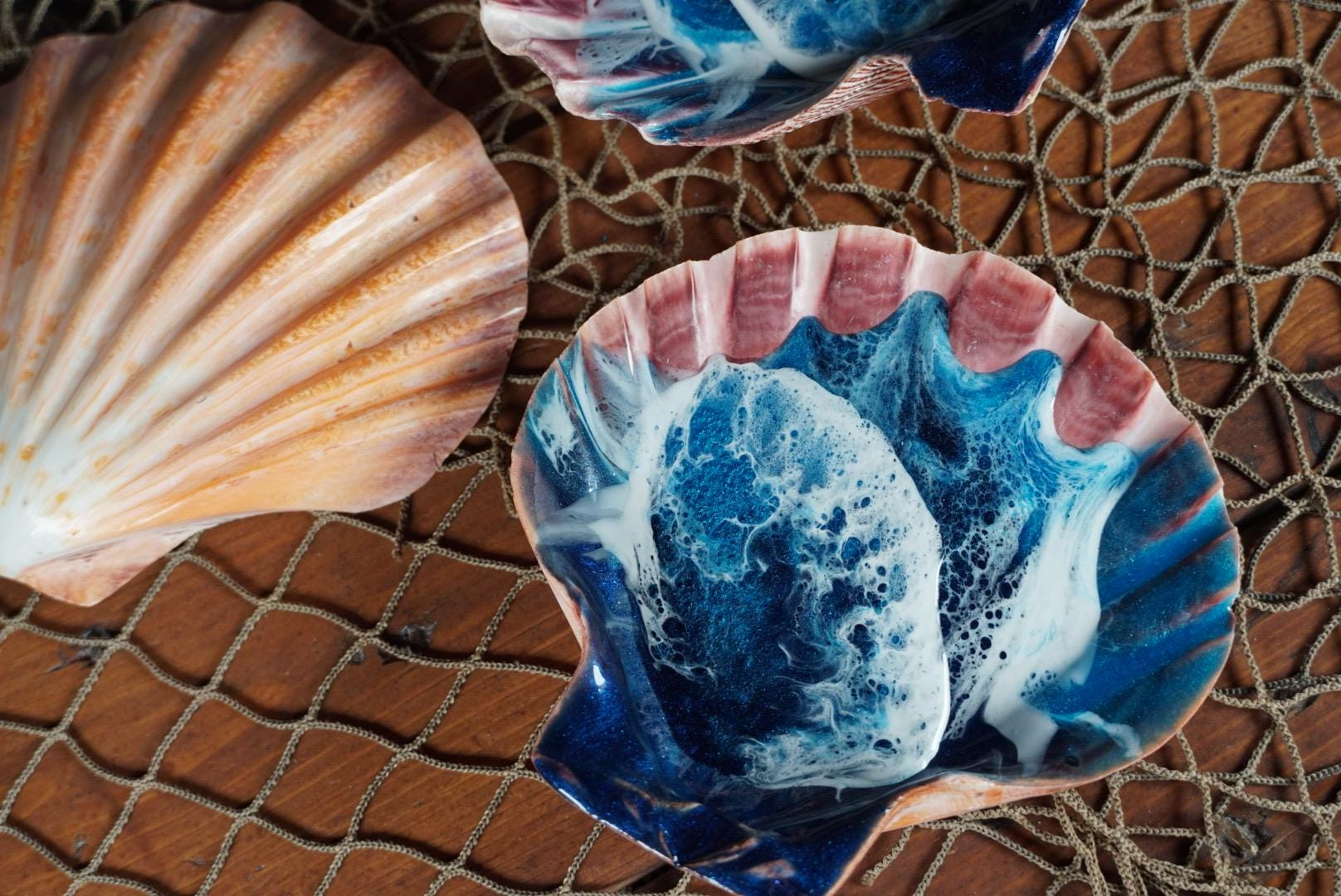 Sea Shell with Waves