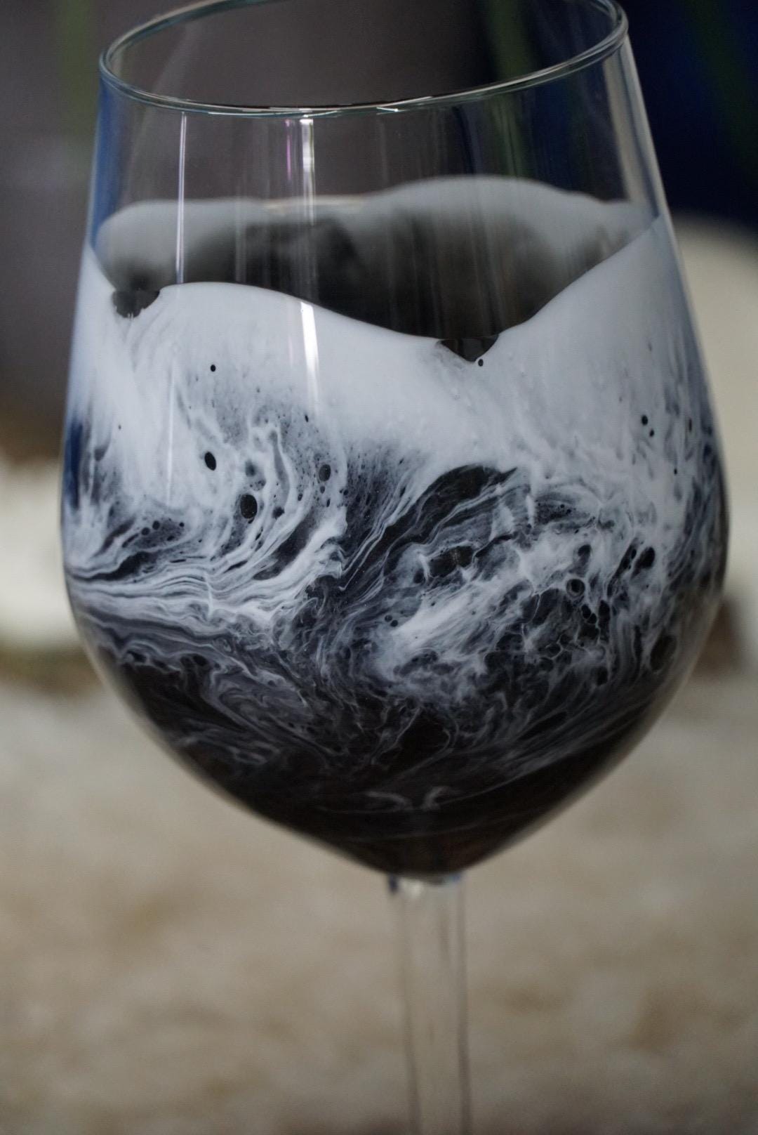 Black with Ocean Waves Wine Glasses | Coastal Decor