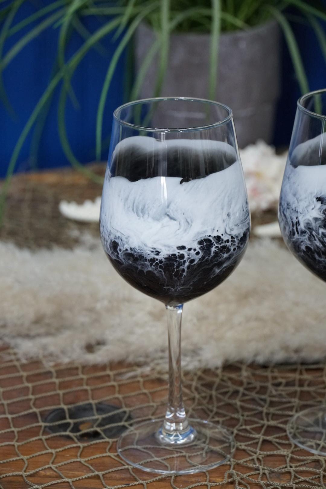 Black with Ocean Waves Wine Glasses | Coastal Decor