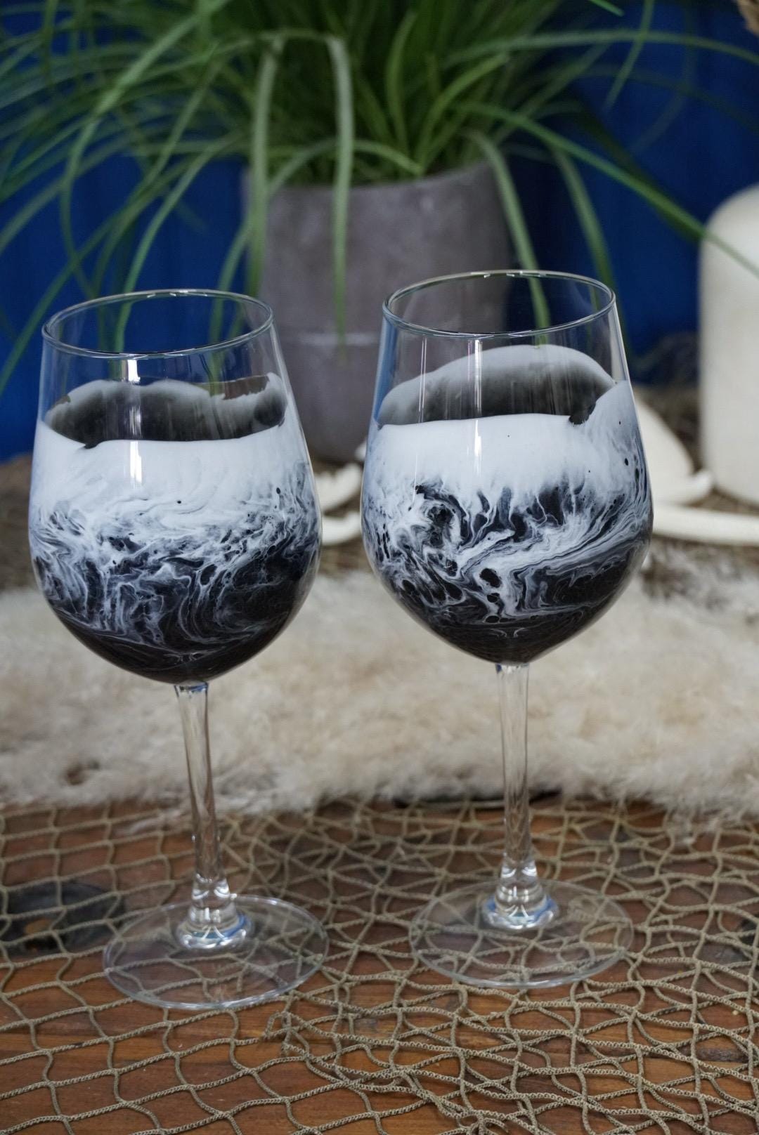Black with Ocean Waves Wine Glasses | Coastal Decor