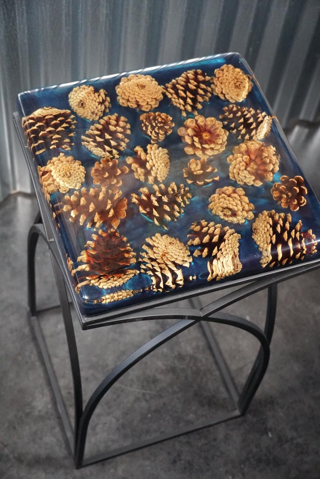 PINECONE EMERALD Epoxy Resin Table with Pinecones | Side Table | End Table | Accent Table