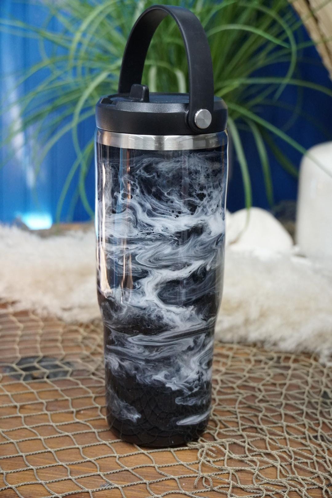 Black & White Waves Water Bottle