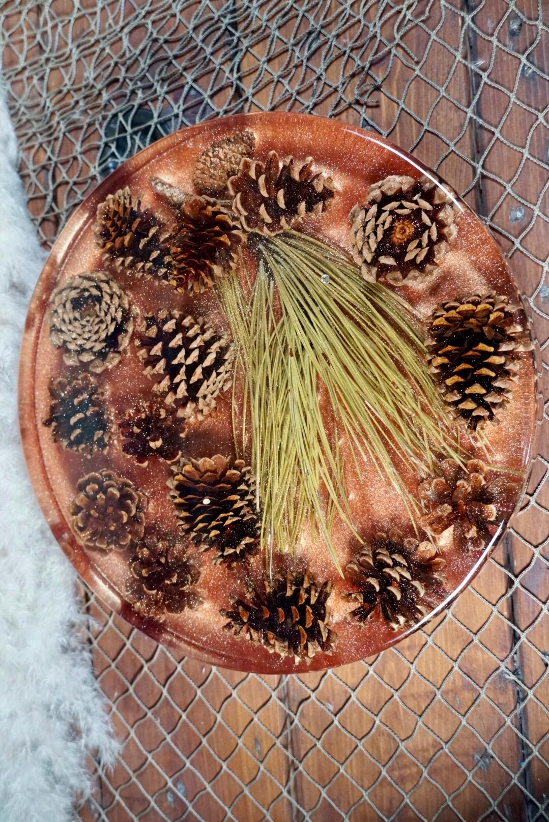 Pinecone Lazy Susan