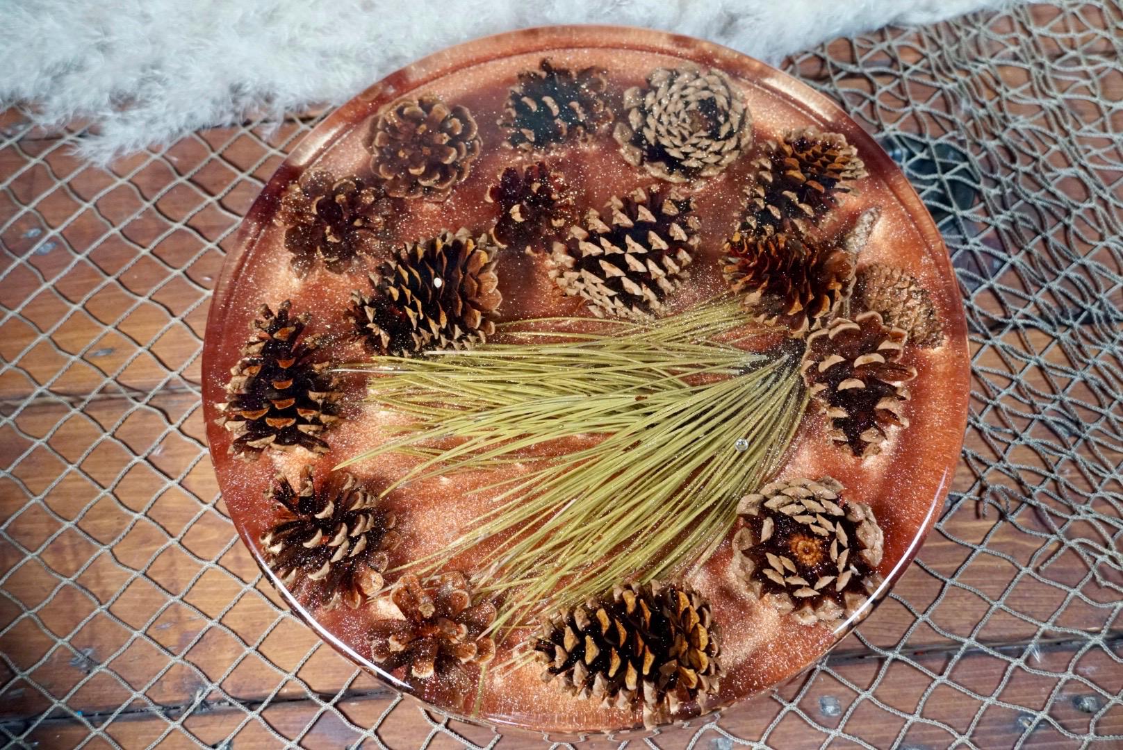 Pinecone Lazy Susan