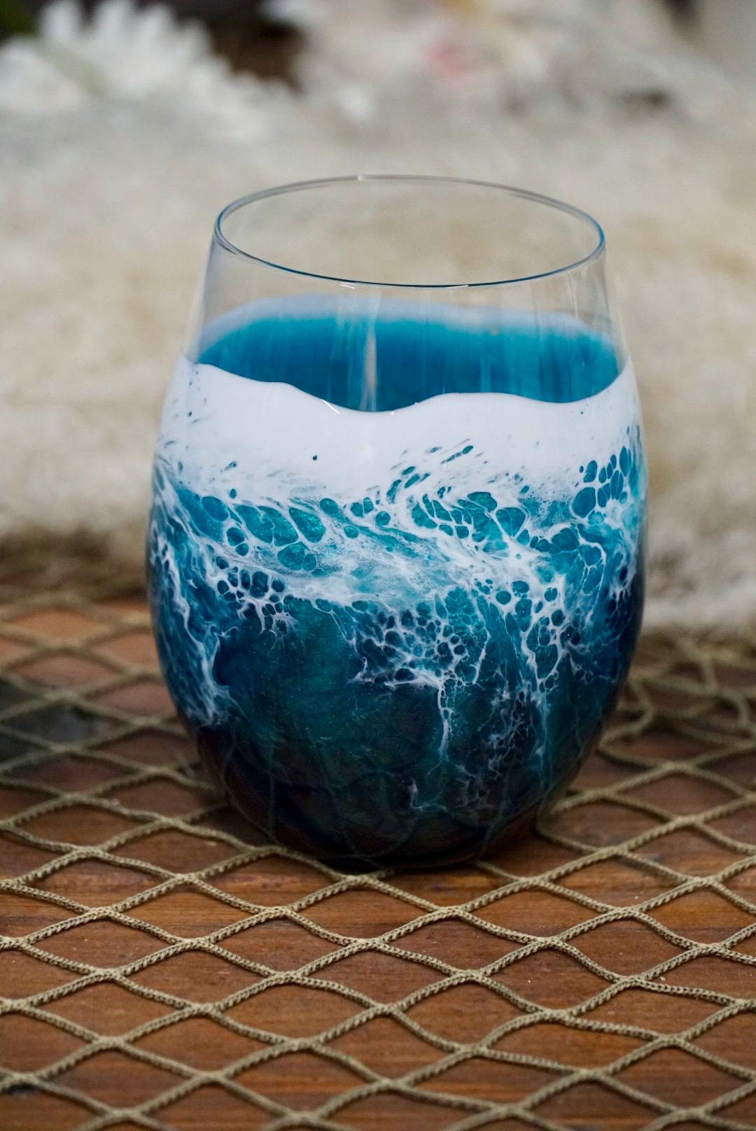 Turquoise Waves Wine Glasses | Coastal Decor