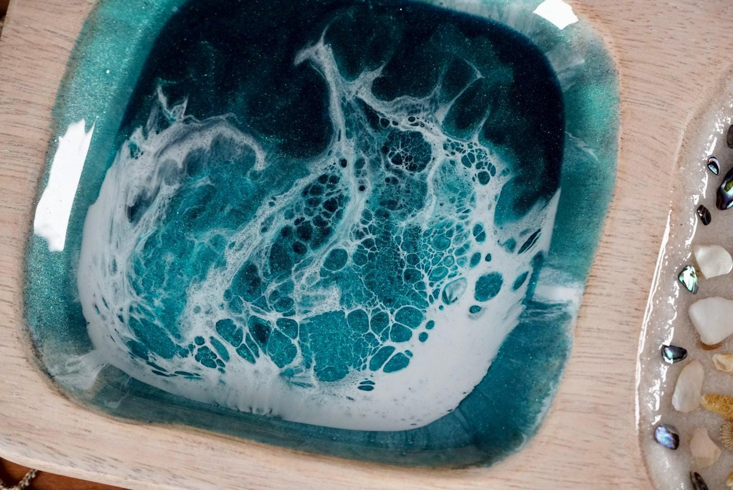 Sea Shell Mango Wood Tray Set