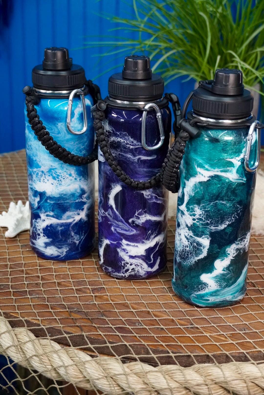 Turquoise Waves Insulated Water Bottle Thermos Sports Bottle