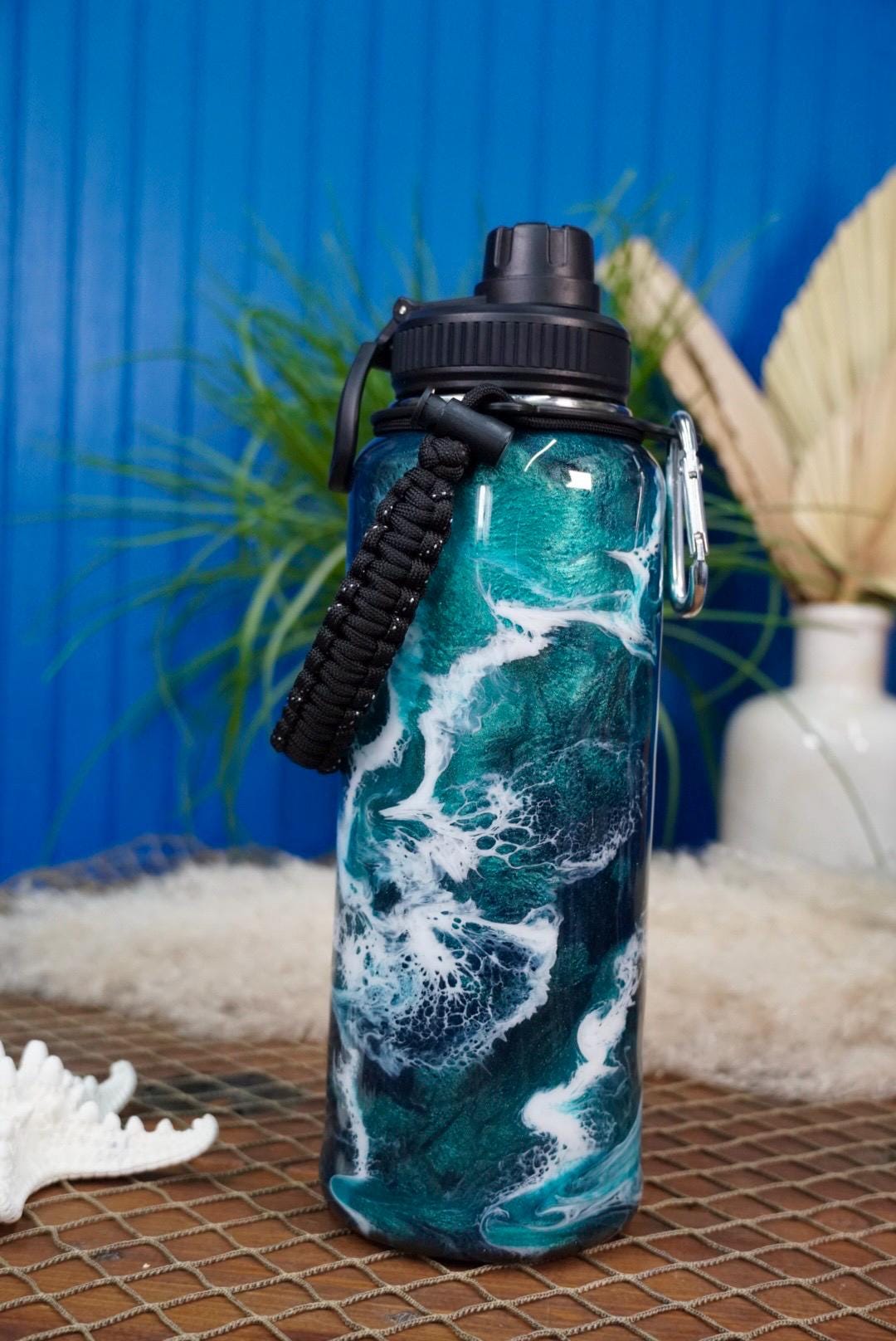 Turquoise Waves Insulated Water Bottle Thermos Sports Bottle