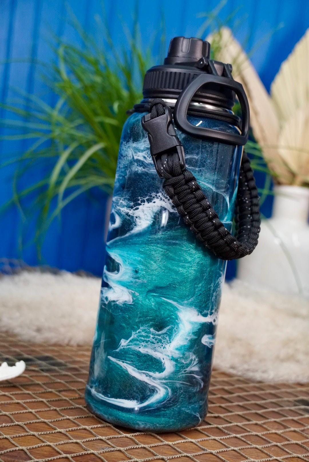 Turquoise Waves Insulated Water Bottle Thermos Sports Bottle