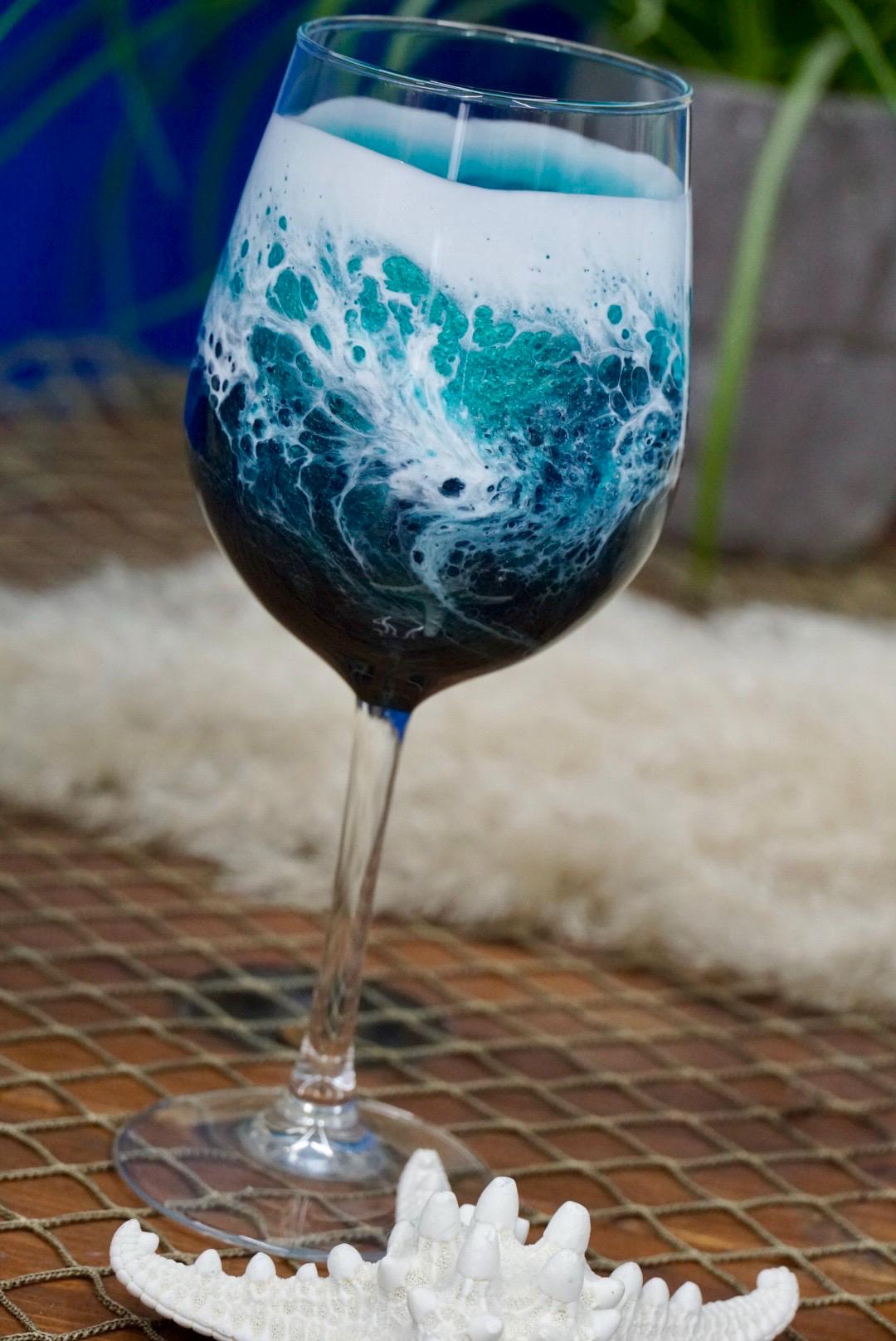 Turquoise Waves Wine Glasses | Coastal Decor