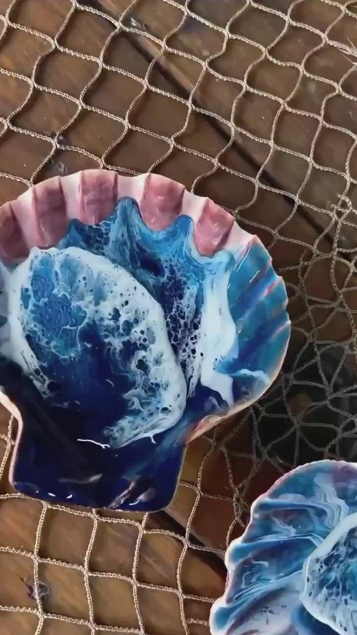 Sea Shell with Waves