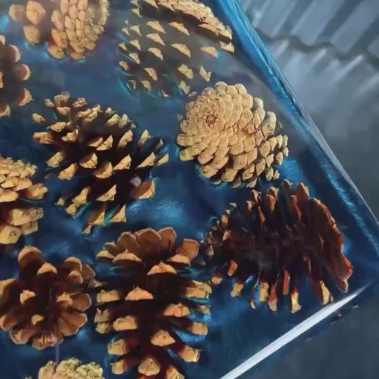 PINECONE EMERALD Epoxy Resin Table with Pinecones | Side Table | End Table | Accent Table