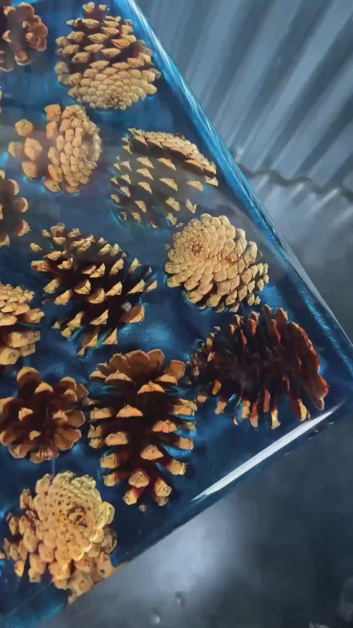 PINECONE EMERALD Epoxy Resin Table with Pinecones | Side Table | End Table | Accent Table
