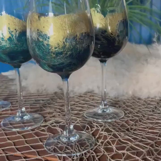 Emerald Green with Golden Waves Wine Glasses | Coastal Decor
