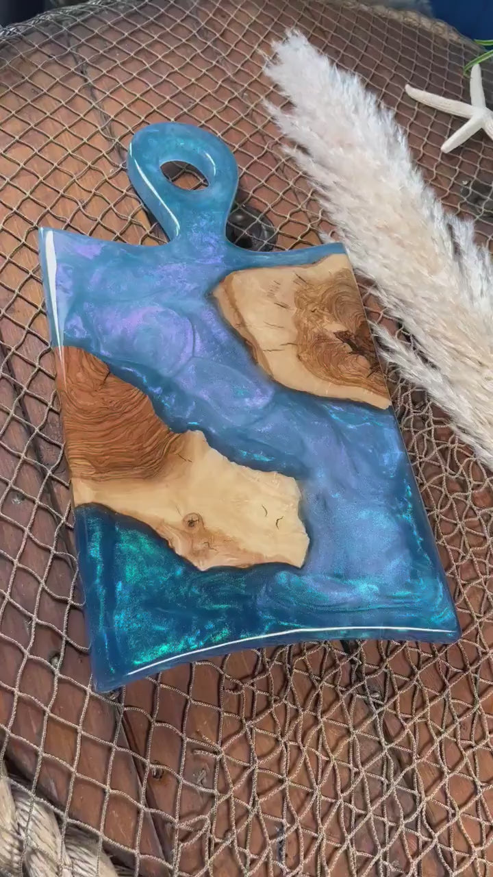 Arctic Blue Diamond Charcuterie Board